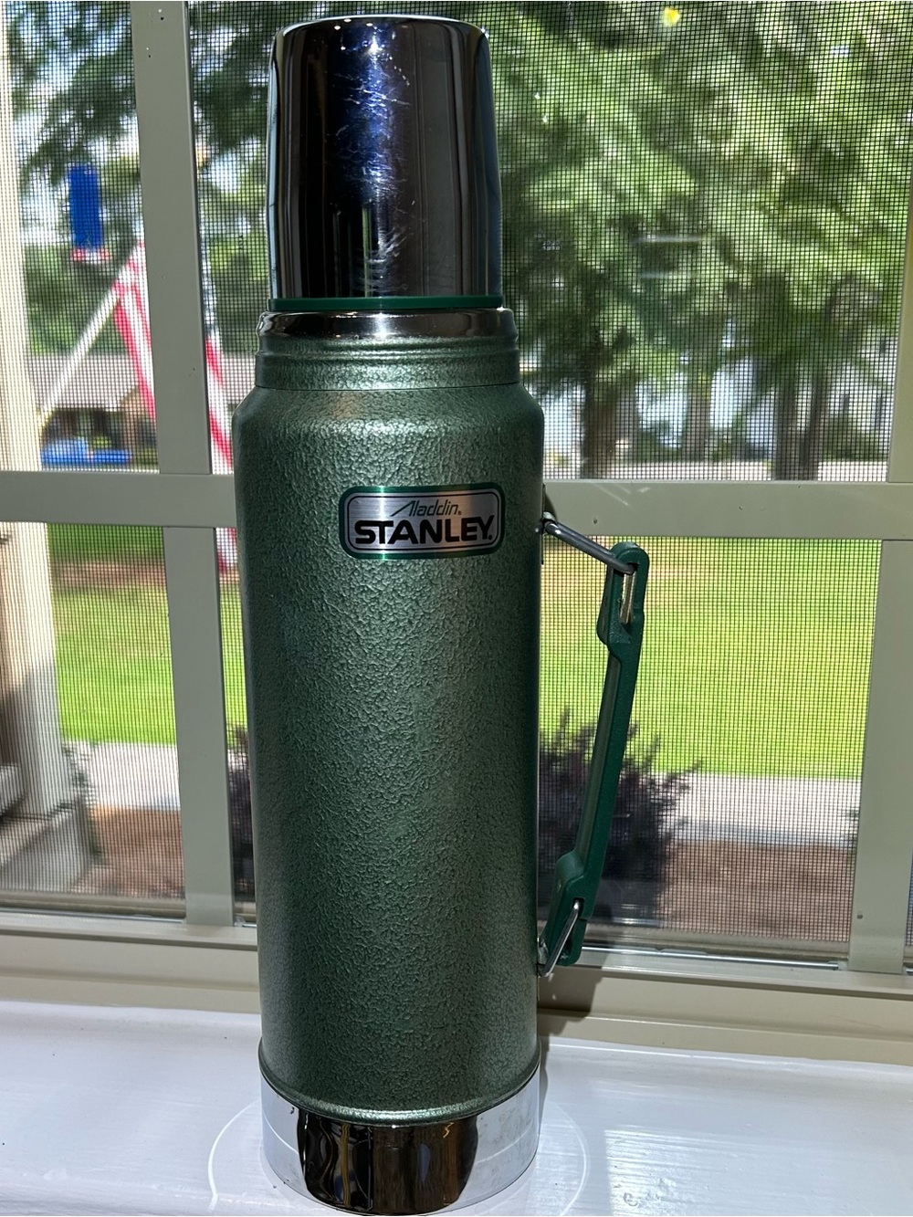Stanley Green Textured Vacuum Bottle with Chrome Accents 32oz